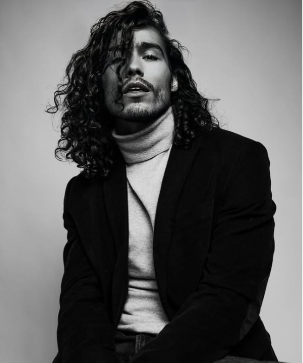 The NYC Photographer Everyone’s Talking About—And Why His Headshots Feel So Personal